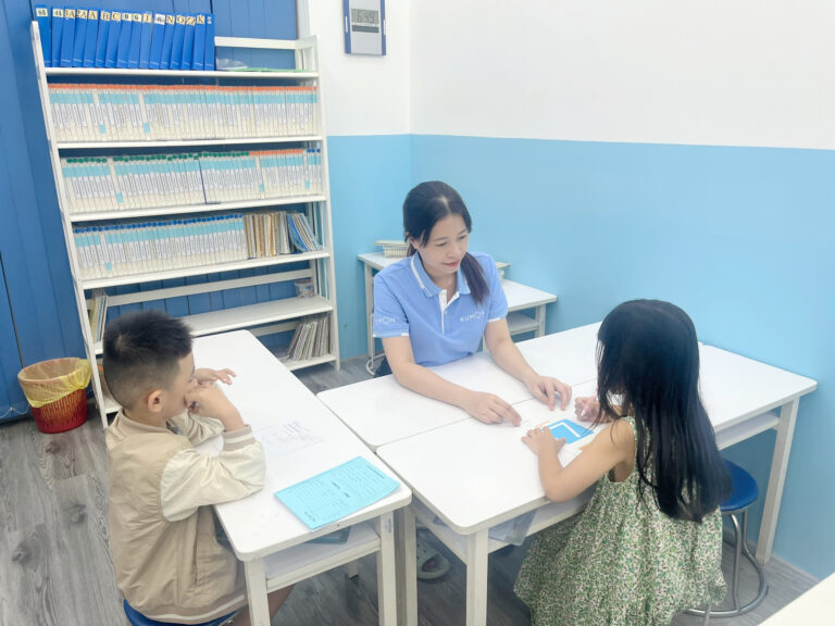 giao-vien-kumon-vo-oanh-3