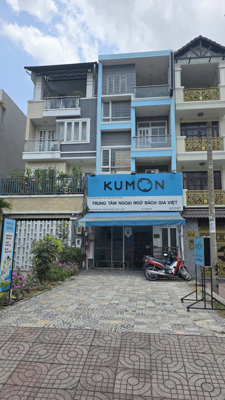 kumon-ta-quang-buu-3-3